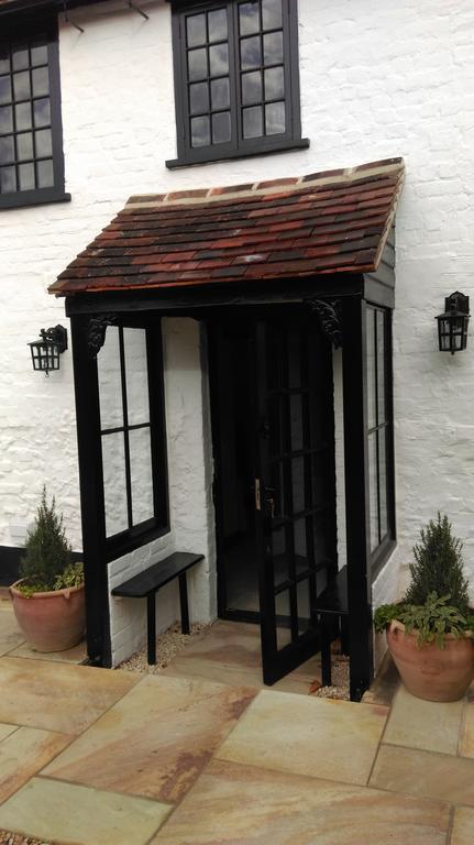 Henry VIII Cottage In The Heart Of Henley Εξωτερικό φωτογραφία