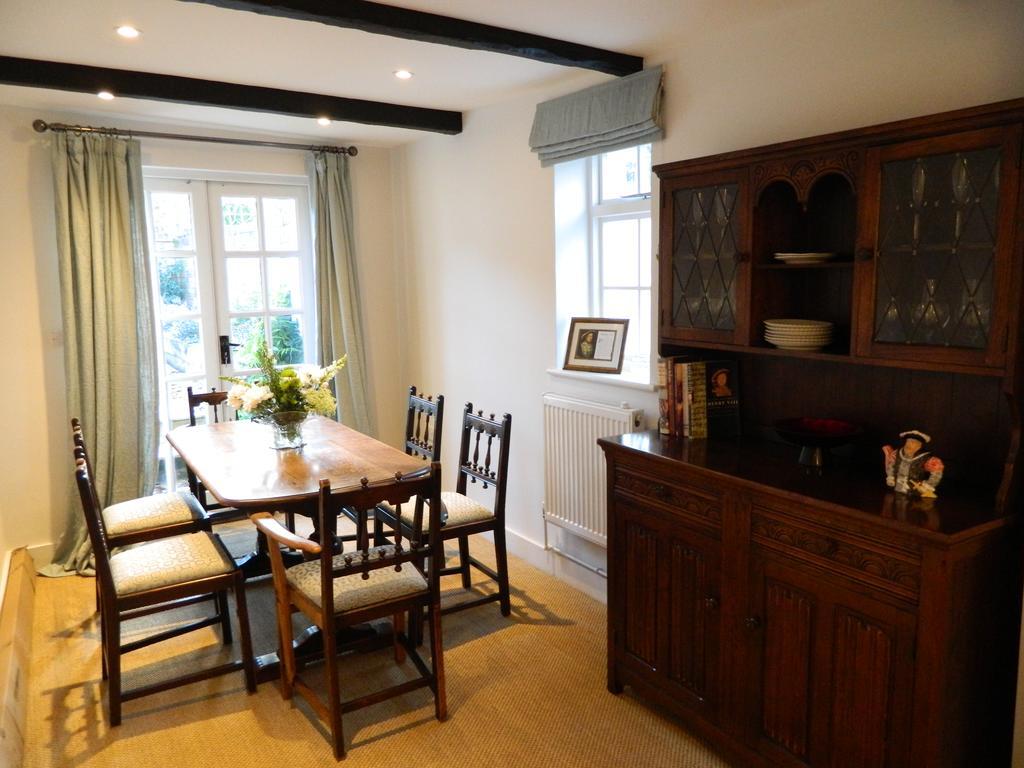 Henry VIII Cottage In The Heart Of Henley Εξωτερικό φωτογραφία